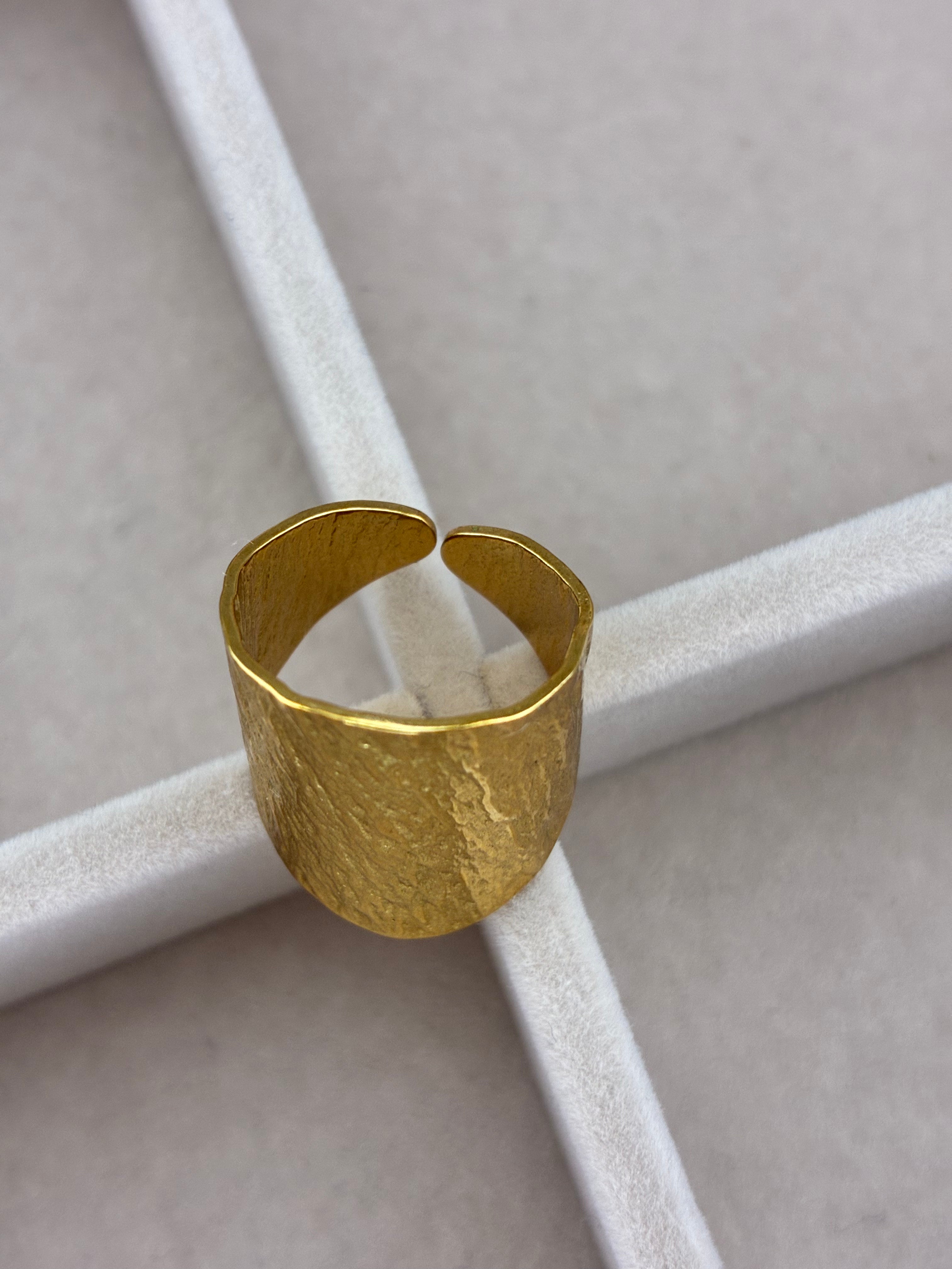 BAGUE Concrete
