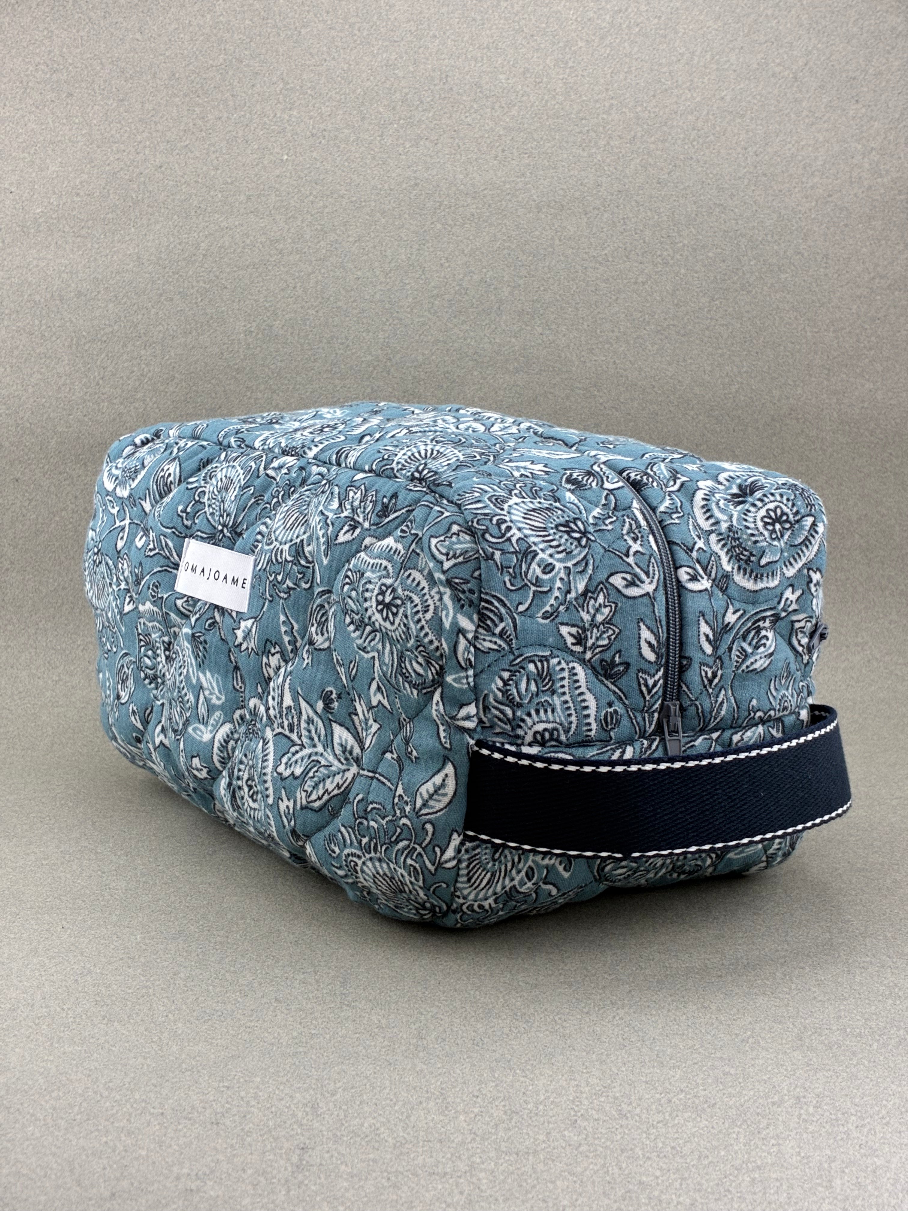 TROUSSE DE TOILETTE Bleu Matelassé